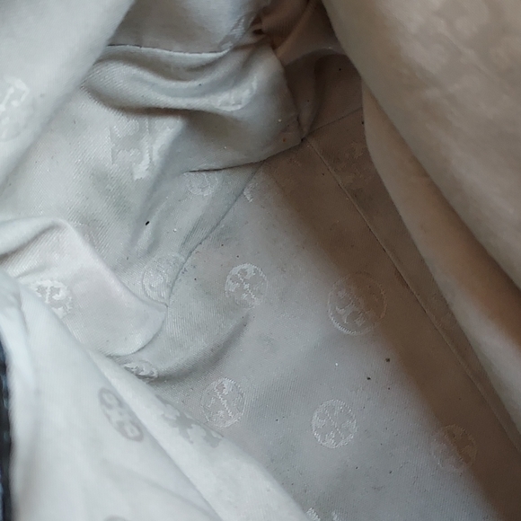 Tory Burch Amanda Satchel - Picture 12 of 15